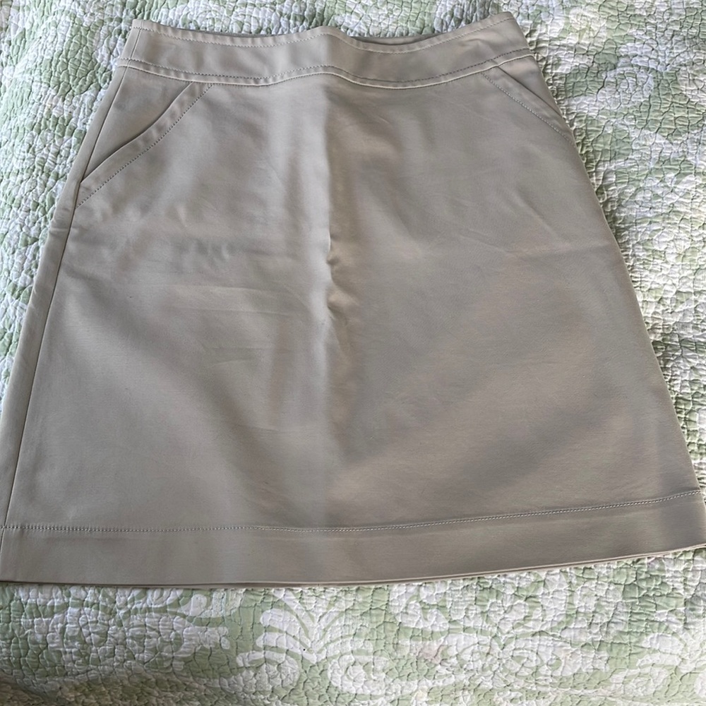 Banana Republic Beige Skirt Size 4